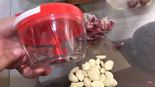 Triturador de alho: Como escolher o modelo certo - Polideia