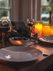 Desfrute de ambientes acolhedores com Velas Eletrônicas LED. Luz suave, segurança sem chama. Perfeito para decoração e eventos.