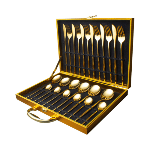 Jogo de talheres dourado inox com 24 peças, sendo 6 facas, 6 garfos, 6 colheres e 6 colheres de chá