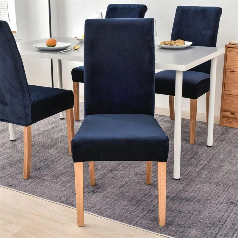 Capa de Cadeira Veludo Premium - Transforme suas cadeiras com elegância e praticidade. Escolha a proteção perfeita para sua casa!