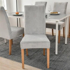 Capa de Cadeira Veludo Premium - Transforme suas cadeiras com elegância e praticidade. Escolha a proteção perfeita para sua casa!
