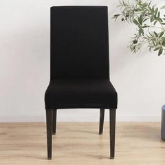 Renove suas cadeiras com a Capa de Cadeira de Jantar Lisa. Elastano e poliéster de qualidade para máximo conforto. Proteção e estilo em cada detalhe.