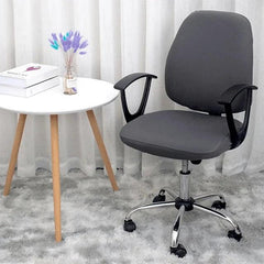 Capa elástica para cadeira de escritório Premium, resistente e lavável. Adapte com estilo e proteção ao seu espaço de trabalho.