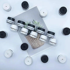 Overgrip antiderrapante para raquete de tênis, com superfície microperfurada para absorção do suor, garantindo melhor aderência e controle nos golpes.