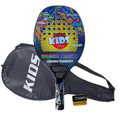 Raquete Beach Tennis Infantil com 50% fibra de carbono e EVA, design leve e resistente, ideal para crianças e adolescentes aprimorarem seus golpes na areia.