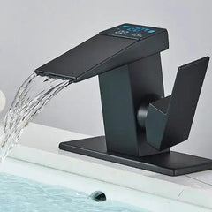 Torneira Gourmet Cascata com Misturador Digital - Torneira Gourmet Cascata com Misturador Digital - Preto - Polideia