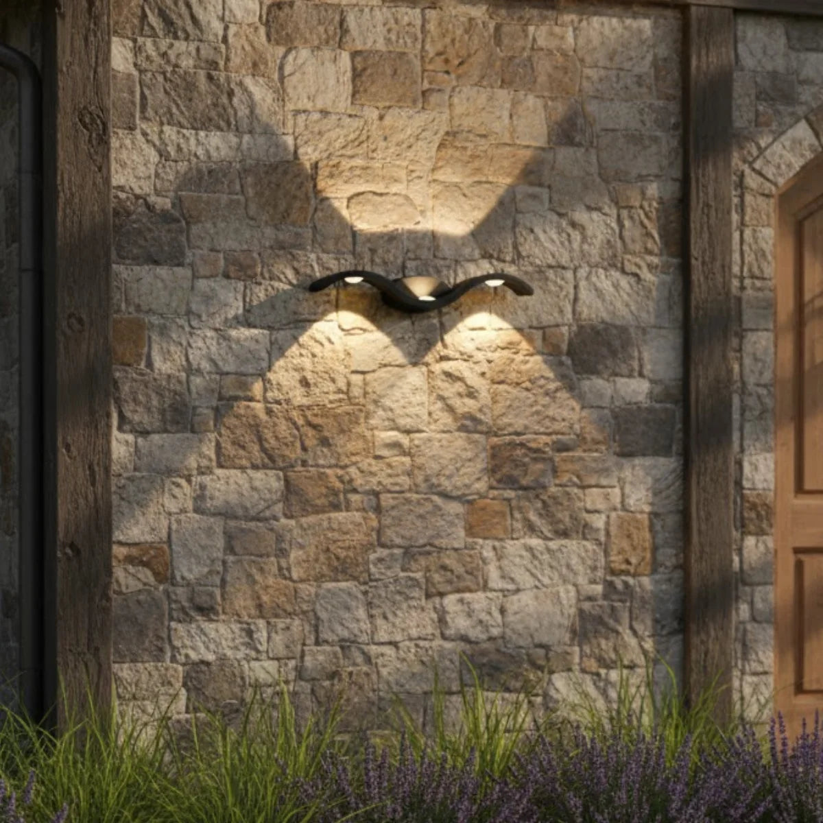 Comprar arandela LED externa alumínio IP65 design curvo para jardim fachada varanda barato ou em promoção