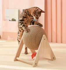 Brinquedo Bola Arranhador de Madeira para Gatos - Sustentável e Eficaz