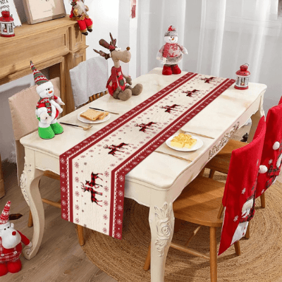 Encante suas celebrações com o Caminho de Mesa Natalino. Padrões festivos em poliéster premium para uma decoração única e memoráve