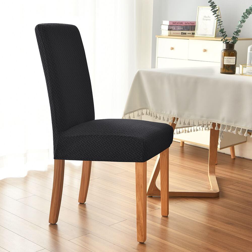 Capas de Cadeiras Polideia: Design sofisticado, material premium. Proteção e elegância para sua sala de jantar. Descubra o luxo acessível