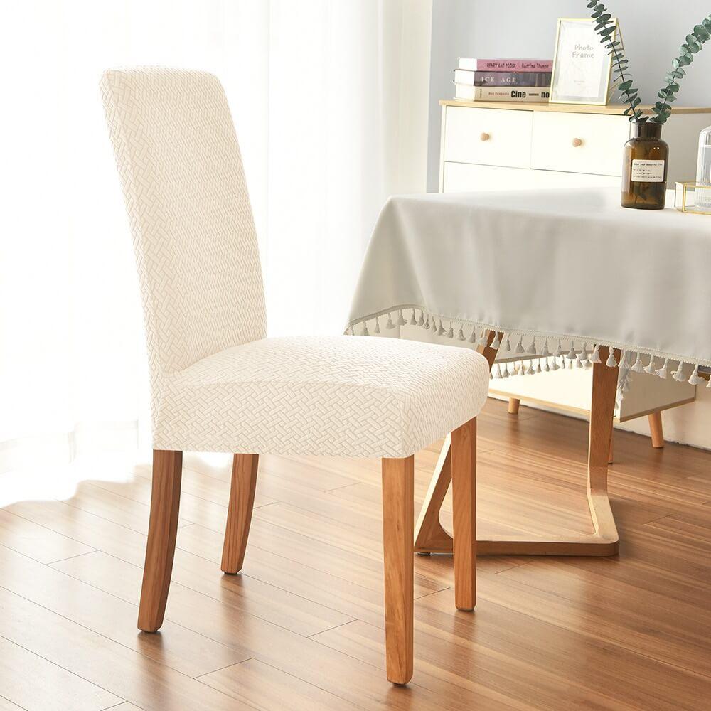 Capas de Cadeiras Polideia: Design sofisticado, material premium. Proteção e elegância para sua sala de jantar. Descubra o luxo acessíve