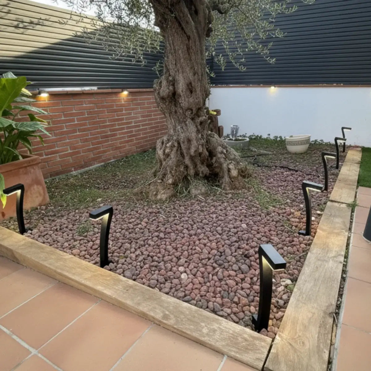 Luminária de Jardim Solar LED Formato 7 IP65