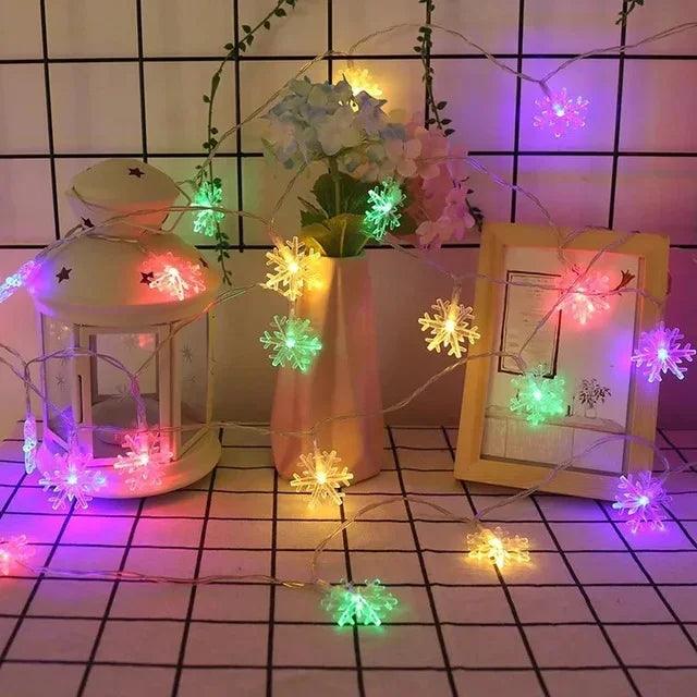 Transforme seu espaço com elegantes luzes de flocos LED. Decoração encantadora para festas e ambientes internos. Ilumine suas noites de maneira única