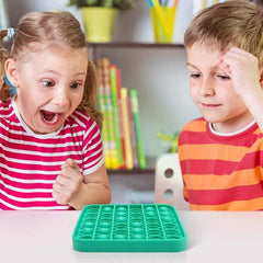 Brinquedo Sensorial Pop It Anti-Stress em silicone colorido, perfeito para alívio de estresse e ansiedade.