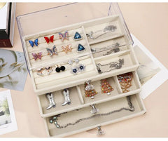 Porta-joias Maleta 3 Gavetas - Organização e Elegância em Acrílico de Alta Qualidade. Customize suas joias com praticidade e estilo único